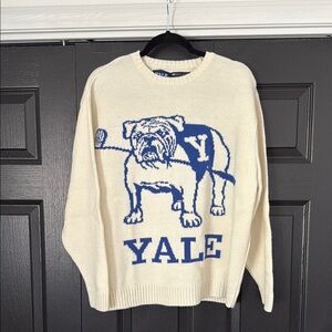 YALE Knit Sweater